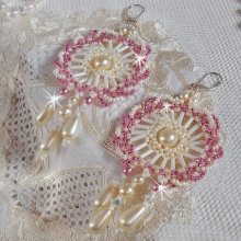 BO Détente mounted with round pearls and pearly drops Ivory, Antique pink seed beads and 925 silver sleepers